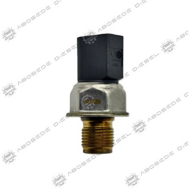 Synhwyrydd Pwysedd Rheilffordd Tanwydd VW / Audi 04L 906 054 (04L906054 / 04L906054E) — Y Signal Sy'n Cadw Dieselau Rheilffyrdd Cyffredin yn Llyfn